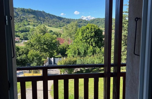 Gap Apartment | Superbly equipped, self-contained apartment in a quiet location close to the town center.