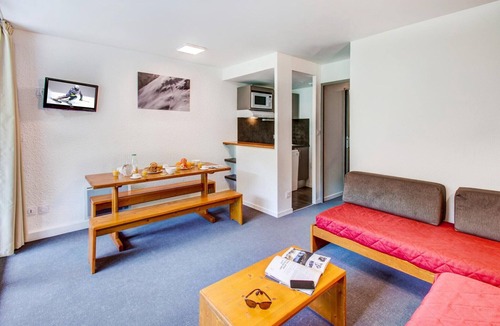 Peyragudes Apartment | Superior 2-Bedroom Stay for 6
