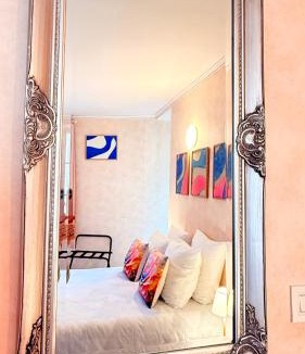 Blois Apartment | Superlogis - Studio Le Pastel - hyper-center of Blois