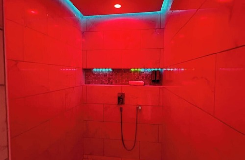 Talange Apartment | Sweet Love Room/sauna modern apartment 2 pax
