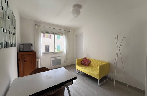 Le Mourillon Apartment | T1 bis, near beaches