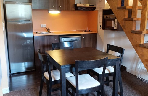 Jausiers Apartment | T2 apartment in castle with pool, parking, pets allowed - Jausiers