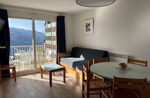 Peyragudes Apartment | T2 Apartment with balcony, free shuttle near the slopes in Peyragudes