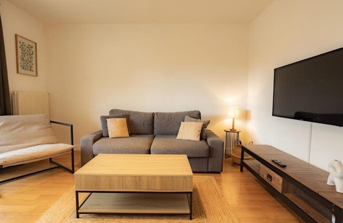 Troyes Apartment | T2 avec balcon et place de parking à 2 pas du CUBE