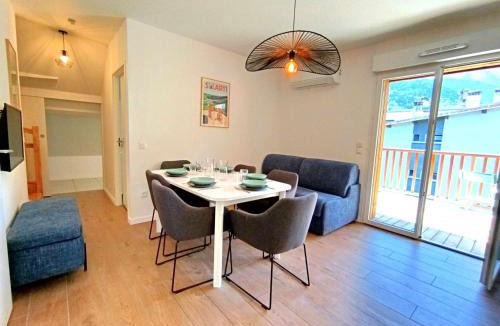Saint-Lary-Soulan Apartment | T2 Cabine 6 Pers. Saint-Lary-Soulan avec Balcon et WIFI - FR-1-457-390