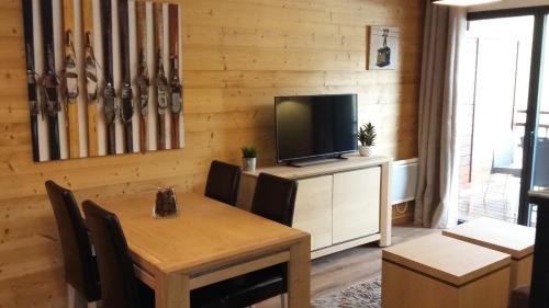 Peyragudes Apartment | T2 cabine vue montagne Valnéa Peyragudes