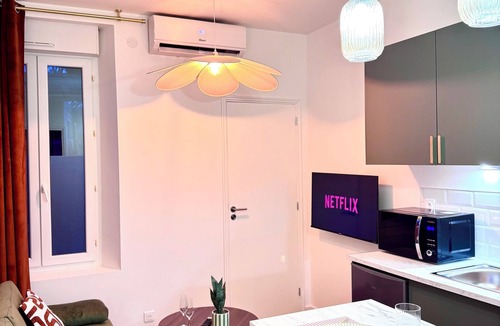 Reims Apartment | T2 Cosy Near Center - Free parking