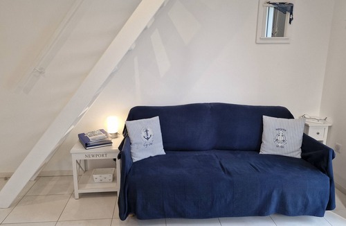 Fouras Apartment | T2 Duplex * cosy and bright 26 m2, with a small sea view at 400 m, for 2