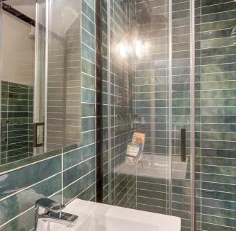 Venissieux Apartment | T2 Green Place x2 pers - Center of Vénissieux