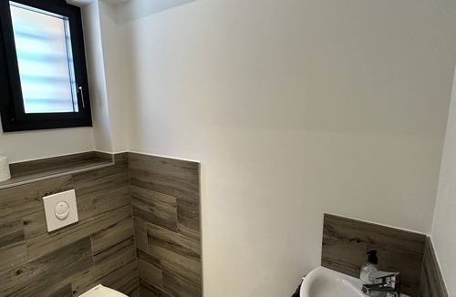 Faucon-de-Barcelonnette Apartment | T3 52m2 on the garden level of a new chalet in Faucon de Barcelonnette