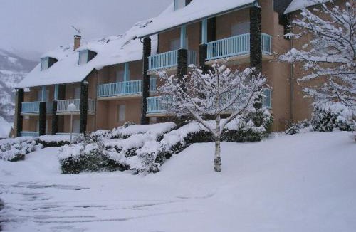 Esquieze-Sere Apartment | T3 Duplex 43m², 2 chambres, balcon, animaux admis, calme, proches commodités, 3 stations ski - FR-1-402-29