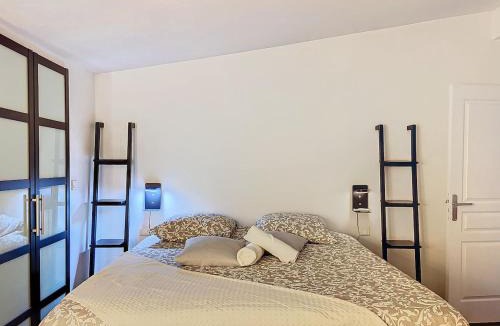 Condom Apartment | T6 Unique, Chic and Artistic with large terrace