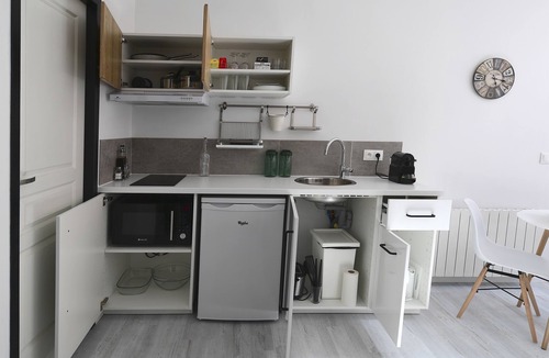 Bordeaux Sud Apartment | ★ TERRACE ★ STUDIO ★ PARKING (optional) ★ SWEETHOMEBORDEAUX