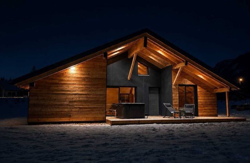 Fraroz Ski Chalet | THĒNA | Chalet d'Exception Spa & Montagne (Jacuzzi & Love room)