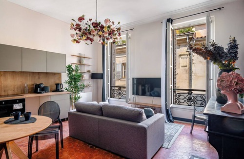 Belsunce Apartment | The Boudoir des Capucins near Canebière – Train Station – Old Port