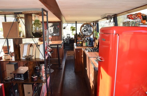 Saint-Hippolyte-du-Fort House | The bus under the stars