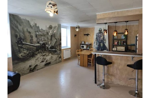 Essey-et-Maizerais Apartment | The Cantina of Mos Essey/ Madine Lake
