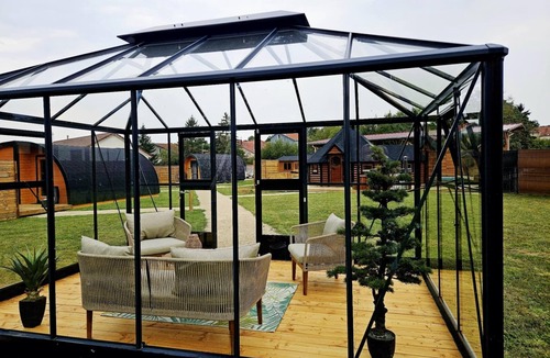 Rainville Ski Chalet | The charm of the Finnish Kota and its Nordic bath