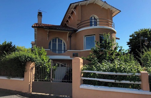 Boulazac-Isle-Manoire House | The city in the country