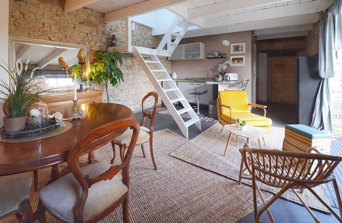 Saint-Pol-de-Leon House | The cosy Kerigou gîte with sea and beach views