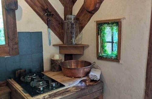 Pagny-sur-Morselle House | The Druid entrusts his cabin to you