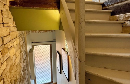 Sens House | The Knights' Lodge, a medieval-themed house with air conditioning and balneotherapy