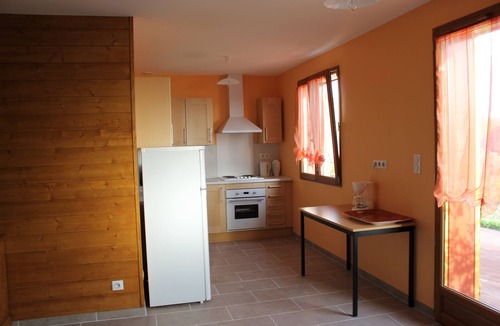 Maisons-en-Champagne Cottage | The Maisonniettes - 2 holiday rental