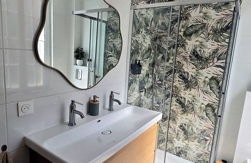 Mont d'Arene Apartment | The Reims Emerald Ideally Located, Comfortable, and Air-Conditioned