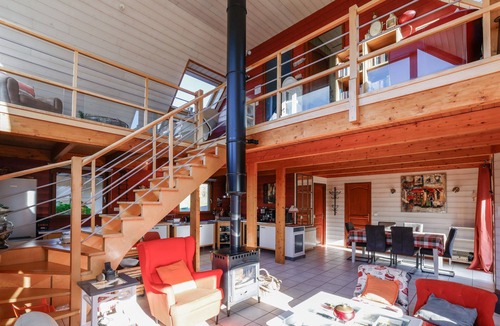 Mur-de-Bretagne House | The Wooden Haven with Private Wellness Area