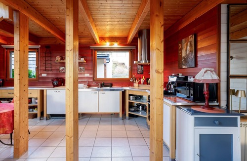 Mur-de-Bretagne House | The Wooden Haven with Private Wellness Area