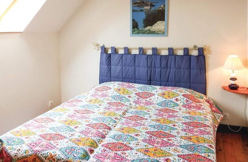 Plussulien House | This semi-detached house on the 1st floor is located in Brittany, making it an ideal holiday destina
