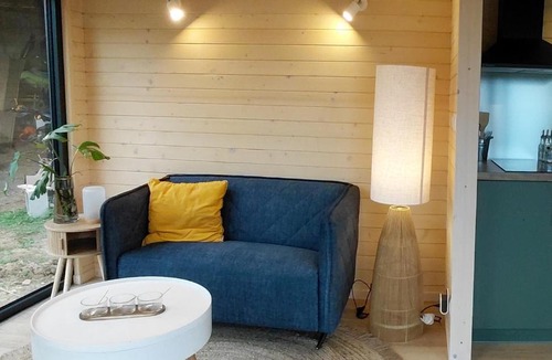 Villeneuve-Lecussan House | Tiny house en campagne vue Pyrénées