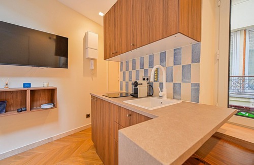 Plaisance Apartment | Toits & Lumières de Paris