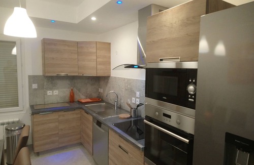 Six-Fours-les-Plages Apartment | Top of charming Villa T4 90M² 9 beds, Swimming pool, sea on foot