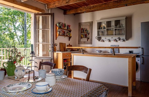 Le Boulve Villa | Tourondel - Two Bedroom Villa, Sleeps 4