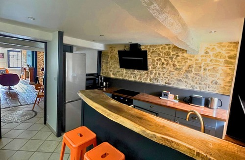 Guingamp House | "Town House" im Herzen des historischen Zentrums by Interhome