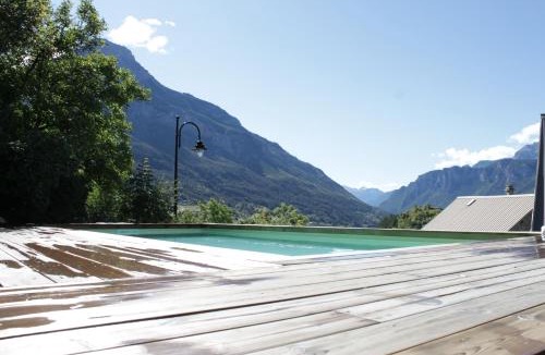 Les Vigneaux Apartment | Très bel appartement, Parc national des Écrins, piscine et terrasse