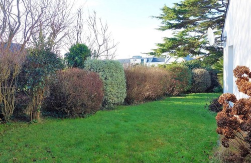 Perros-Guirec House | Tranquil Villa with Garden, Near Beach & Shops in Central Perros-Guirec