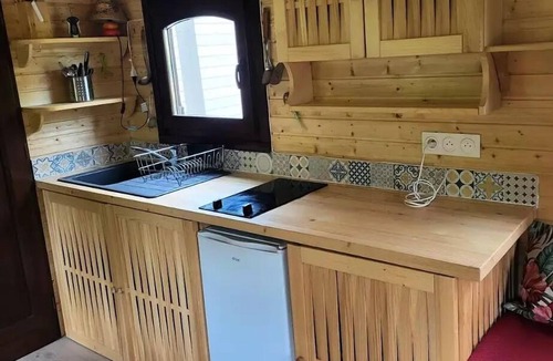 Chemery Cabin | Travel Trailer - 4 people 4 people