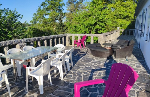 Huelgoat Cottage | Tree oasis. Large terrace overlooking lake and forest. 3 bedrooms