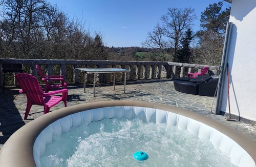Huelgoat Cottage | Tree oasis. Large terrace overlooking lake and forest. 3 bedrooms