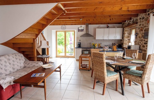 Coatreven House | Ty Kerzont:Charming gîte, oasis of nature and calm, near Perros-Guirec,