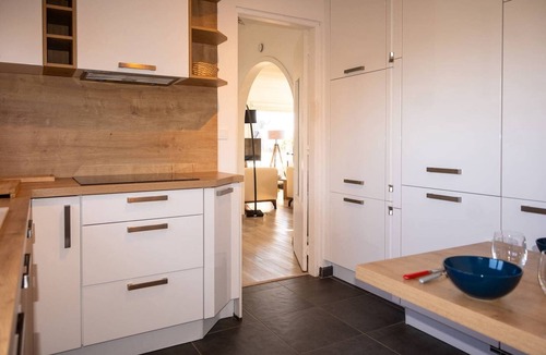 Perros-Guirec Ski Chalet | ty michel · Swimming pool access to beaches and sh