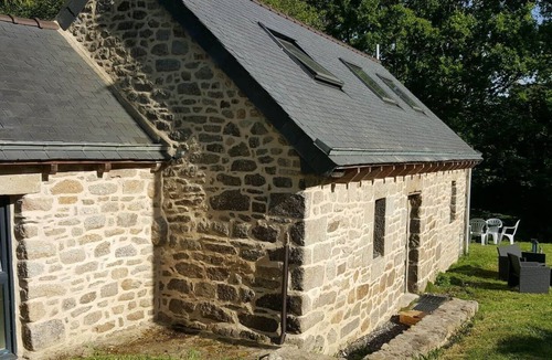 Ploumilliau House | Typical house from 1830 with character