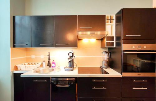 Saint-Cyr-les-Colons Apartment | Une Cave entre amis-Jacuzzi-proche Chablis-2 chambres