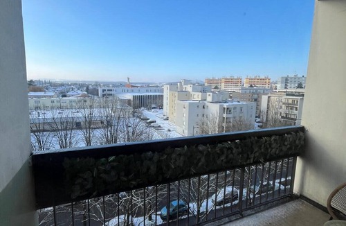 Thionville Apartment | Unlock - Renovated apartment with elevator and balcony, free parking