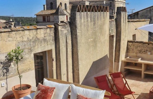 Uzes Apartment | Uzès Place aux Herbes - Le Belvédère - Rooftop unique et Clim - Appartement d'exception