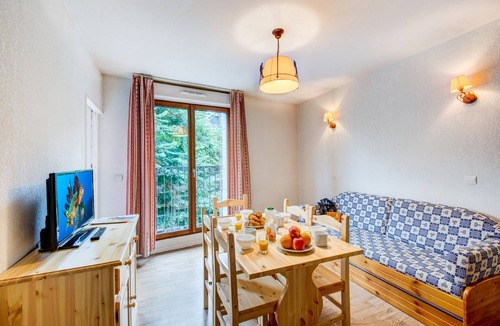 Bagneres-de-Luchon House | Vacancéole - Résidence Illixon
