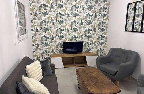 Frehel House | Vacation home rental