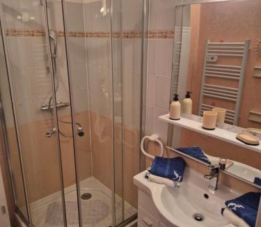 Valras-Plage Apartment | Valras